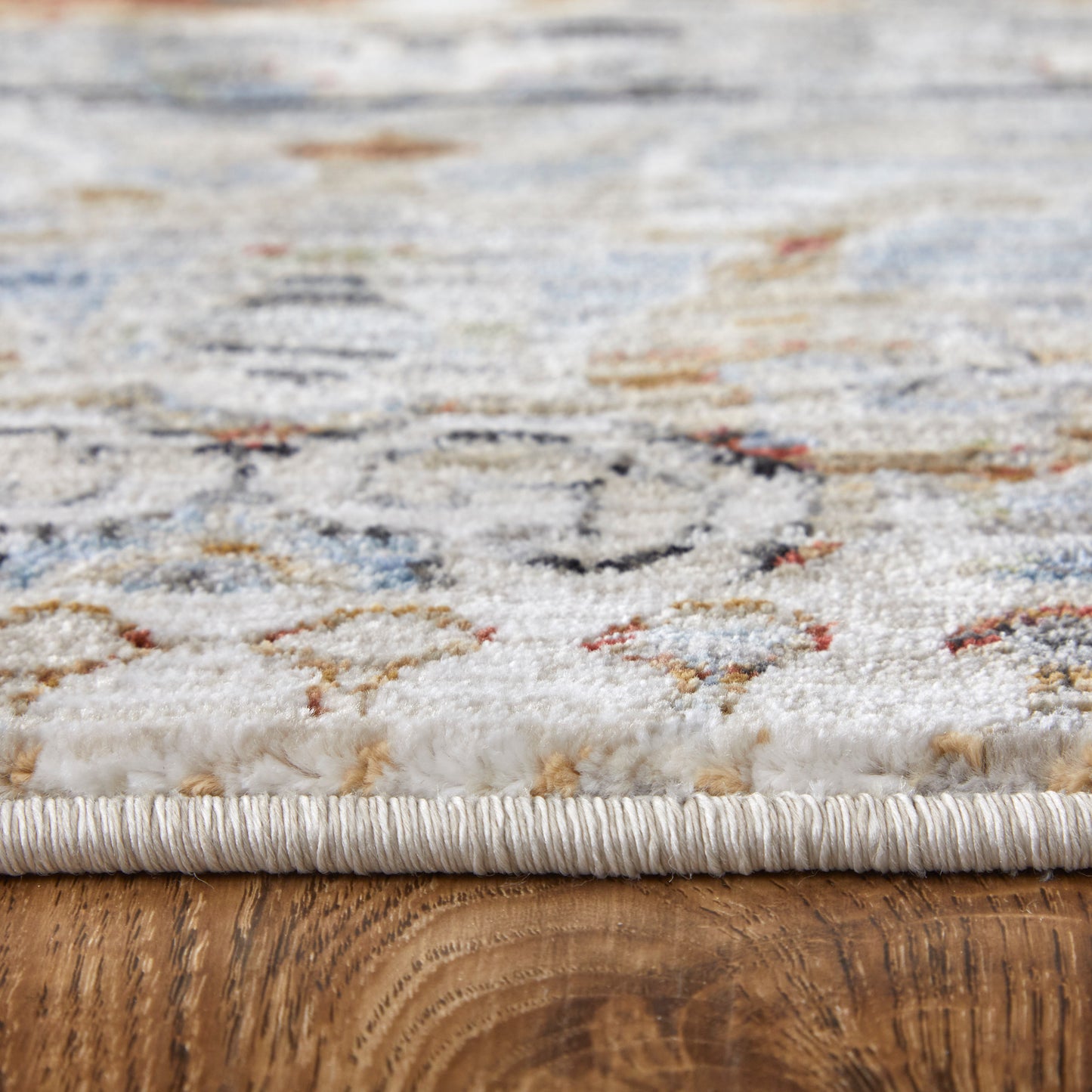 Melrose Transitional/Bohemian & Eclectic/Vintage Ivory/Red/Blue Accent Rug  Feizy Rugs Small Parcel,Feizy Rugs,Melrose,Ivory/Red/Blue,2' x 3',Accent Rug,Polypropylene/Polyester/Viscose,Transitional/Bohemian & Eclectic/Vintage,Turkey