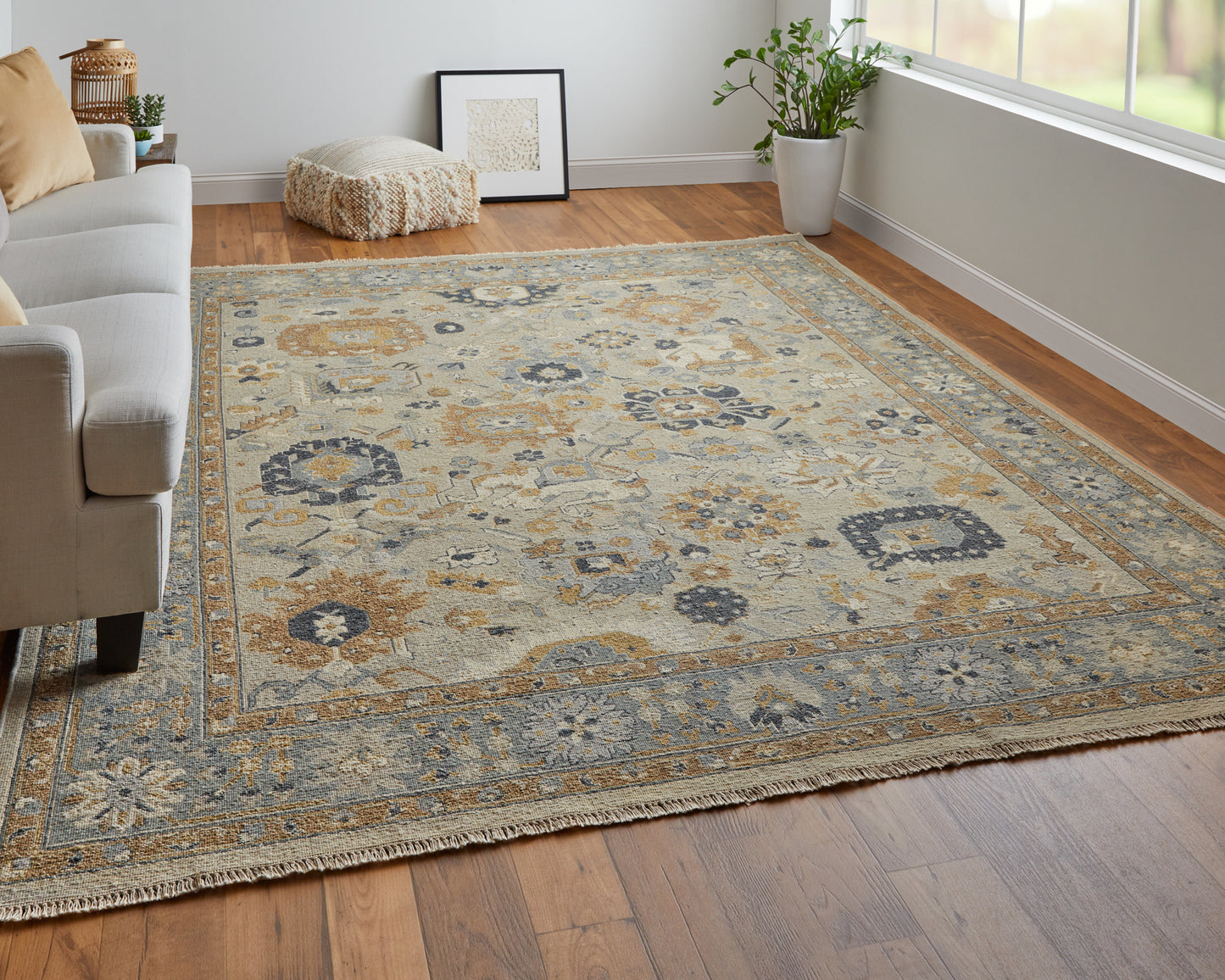 Corbitt Traditional/Classic Blue/Brown/Gray Accent Rug