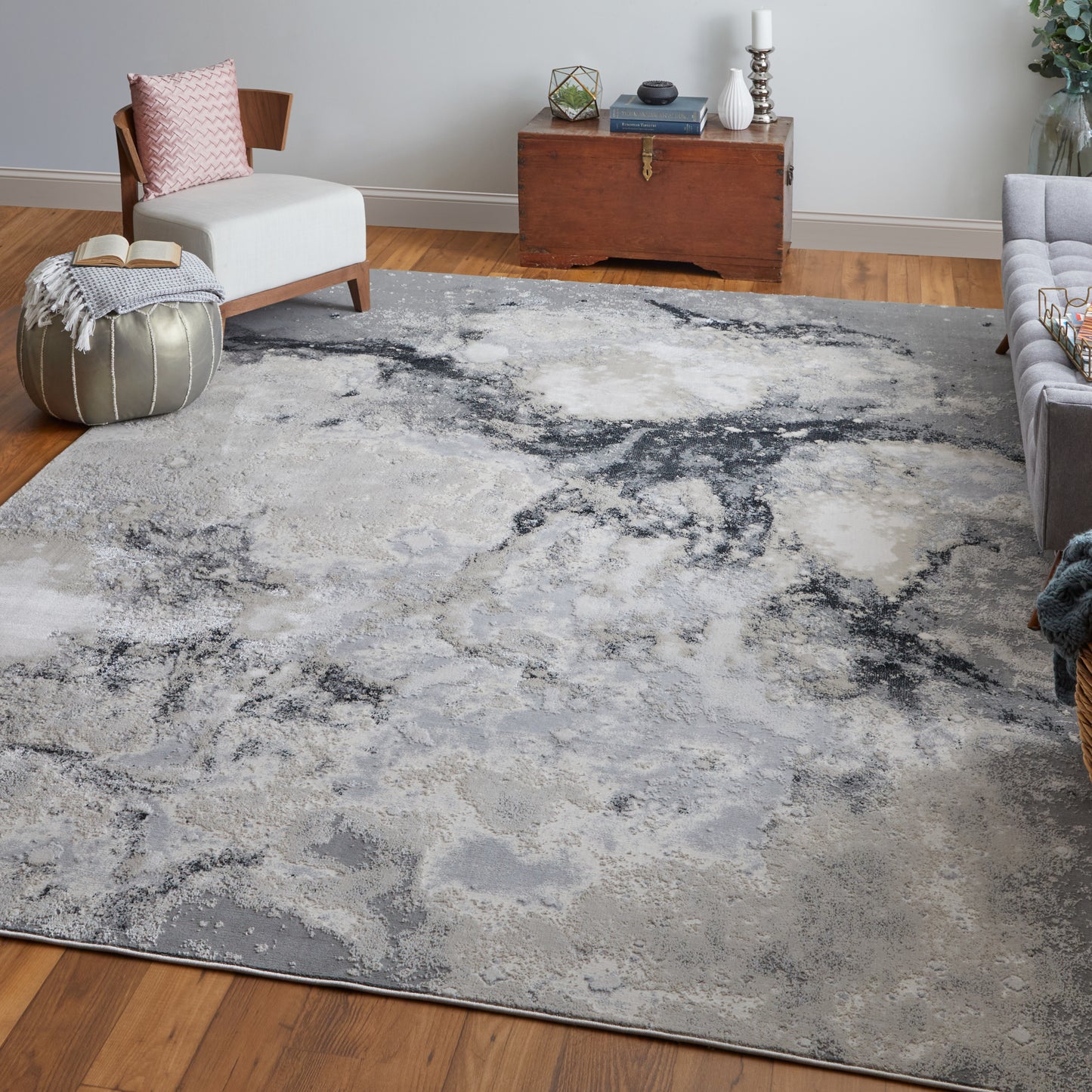 Astra Transitional/Industrial/Casual Gray/Ivory Area Rug