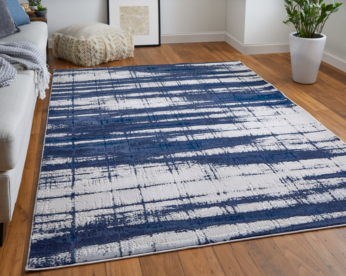 Indio Modern/Industrial/Casual Ivory/Blue/Gray Runner  Feizy Rugs Small Parcel,Feizy Rugs,Indio,Ivory/Blue/Gray,2'10" x 7'10",Runner,Polyester/Polypropylene,Modern/Industrial/Casual,Turkey