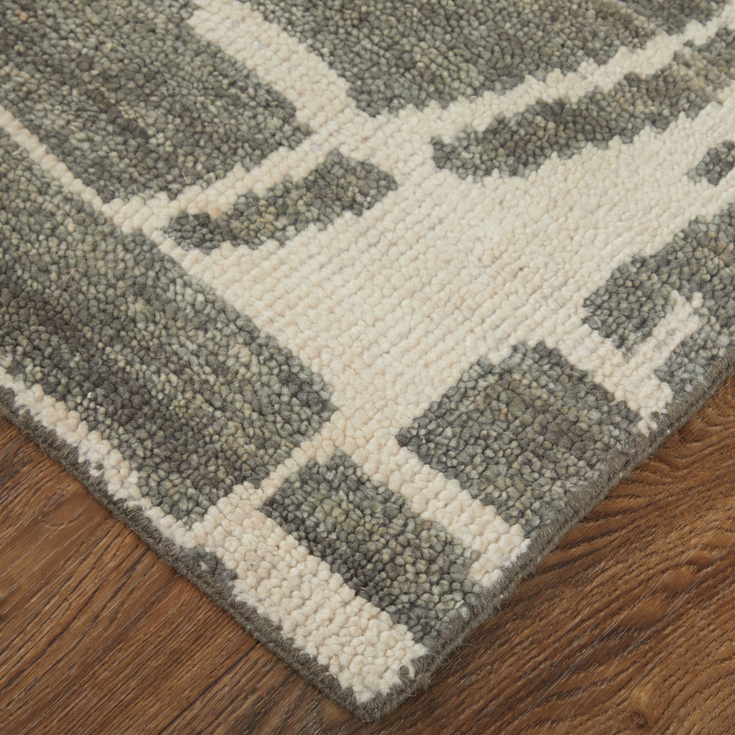 Sutton Transitional/Industrial/Casual Taupe/Ivory Accent Rug  Feizy Rugs Small Parcel,Feizy Rugs,Sutton,Taupe/Ivory,2' x 3',Accent Rug,Wool,Transitional/Industrial/Casual,India