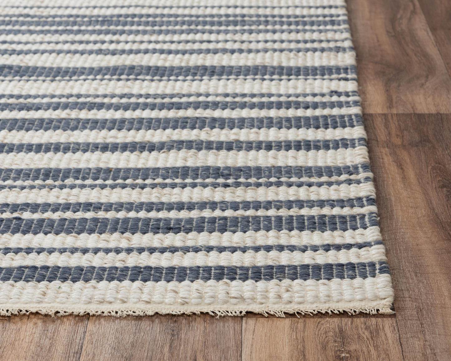 Capri CPI107 Ivory/Blue Hand Woven Rug - Rizzy