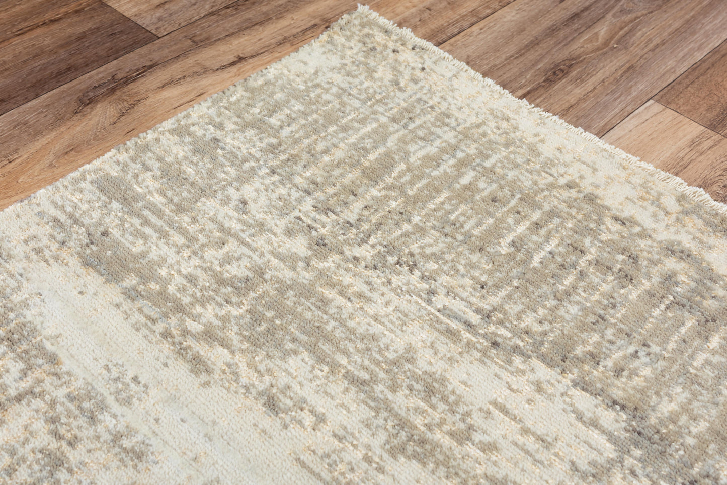 Couture CUT101 Brown/Beige Hybrid Rug - Rizzy