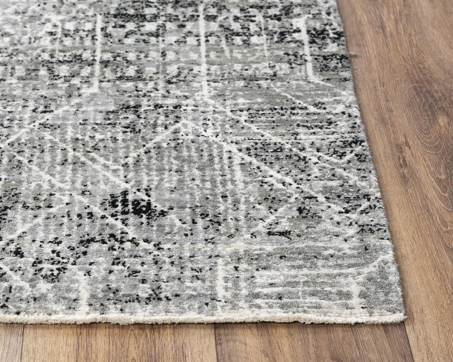 Couture CUT111 Black/Ivory Hybrid Rug - Rizzy