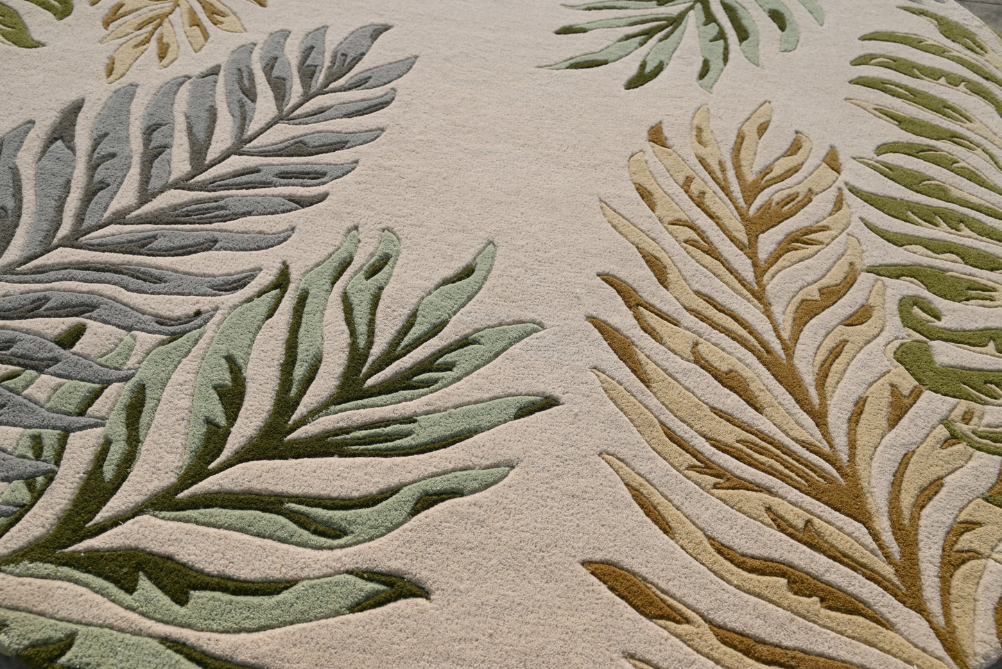 Cove 3008 Ivory Ferns Hand Tufted Area Rug - Kas