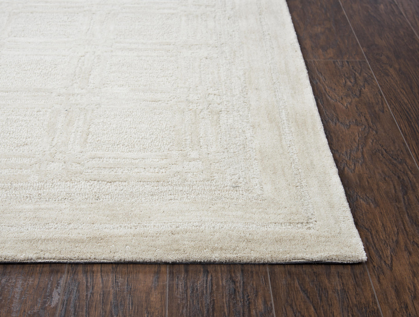 Fifth Avenue FA171B Beige Hand Tufted Rug - Rizzy