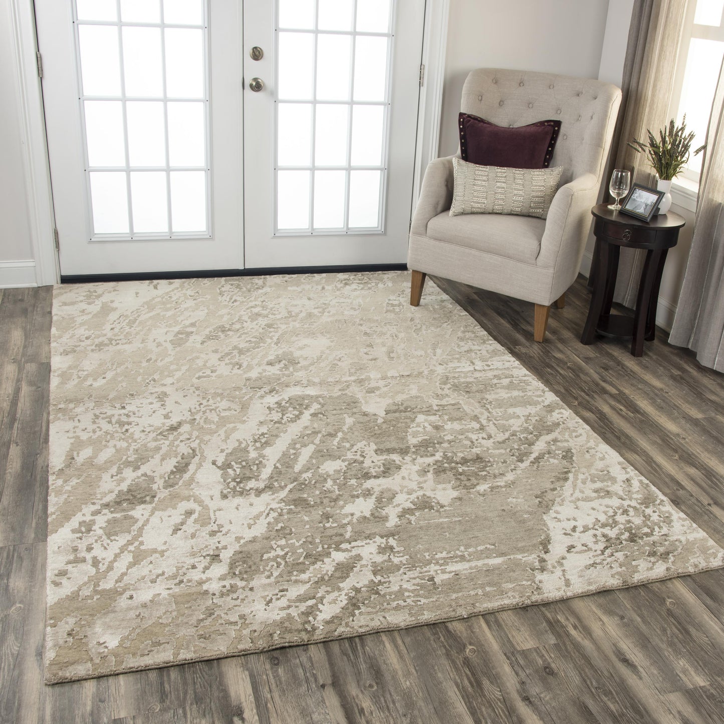 Finesse FIN102 Beige Hand Knotted Rug - Rizzy