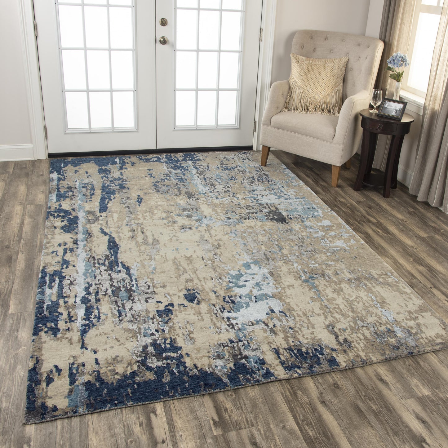 Finesse FIN103 Beige/Gray Hand Knotted Rug - Rizzy