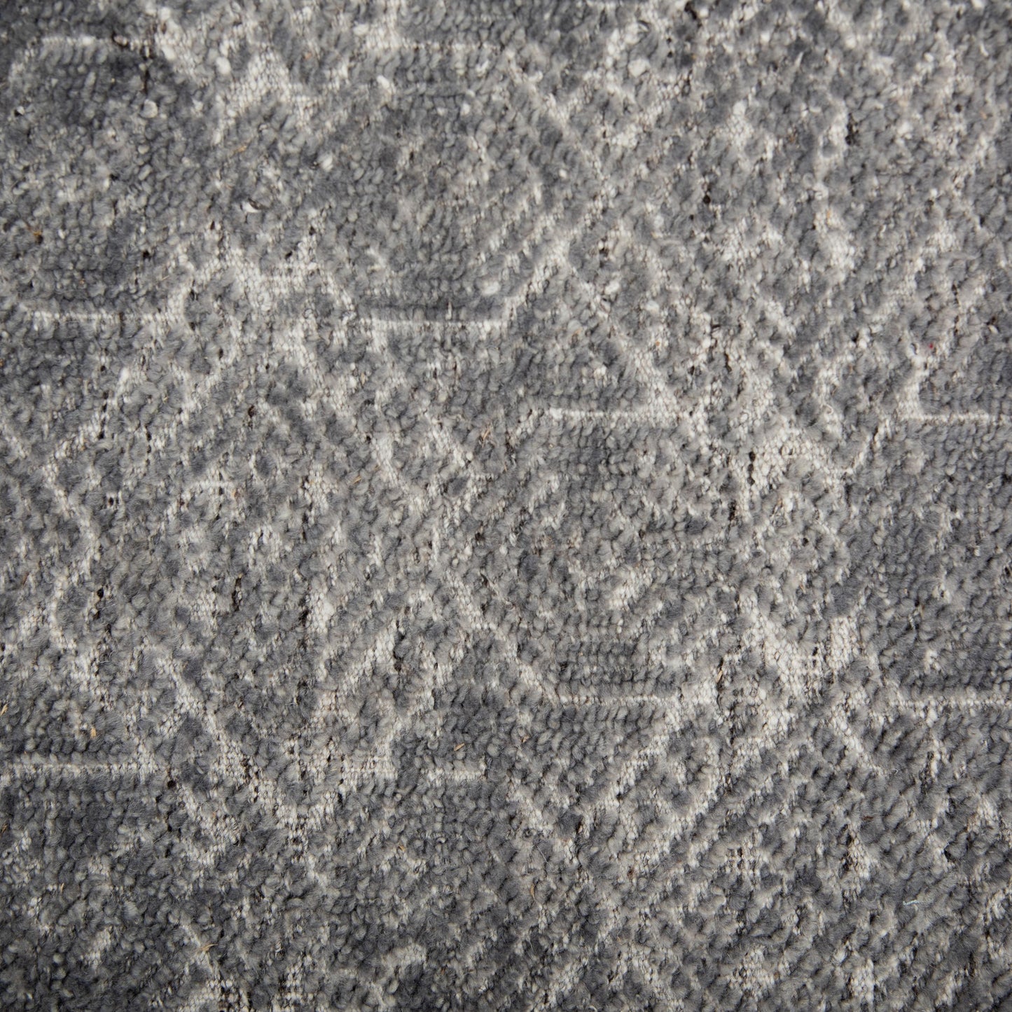 Hilton HTN719 Gray Hand knotted Rug - Rizzy