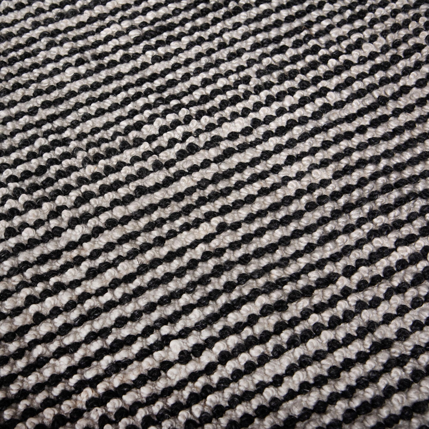 Infinity INF680 Black/Gray Hand Woven Rug - Rizzy