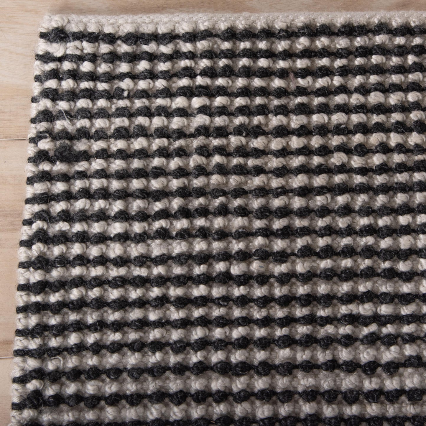 Infinity INF680 Black/Gray Hand Woven Rug - Rizzy