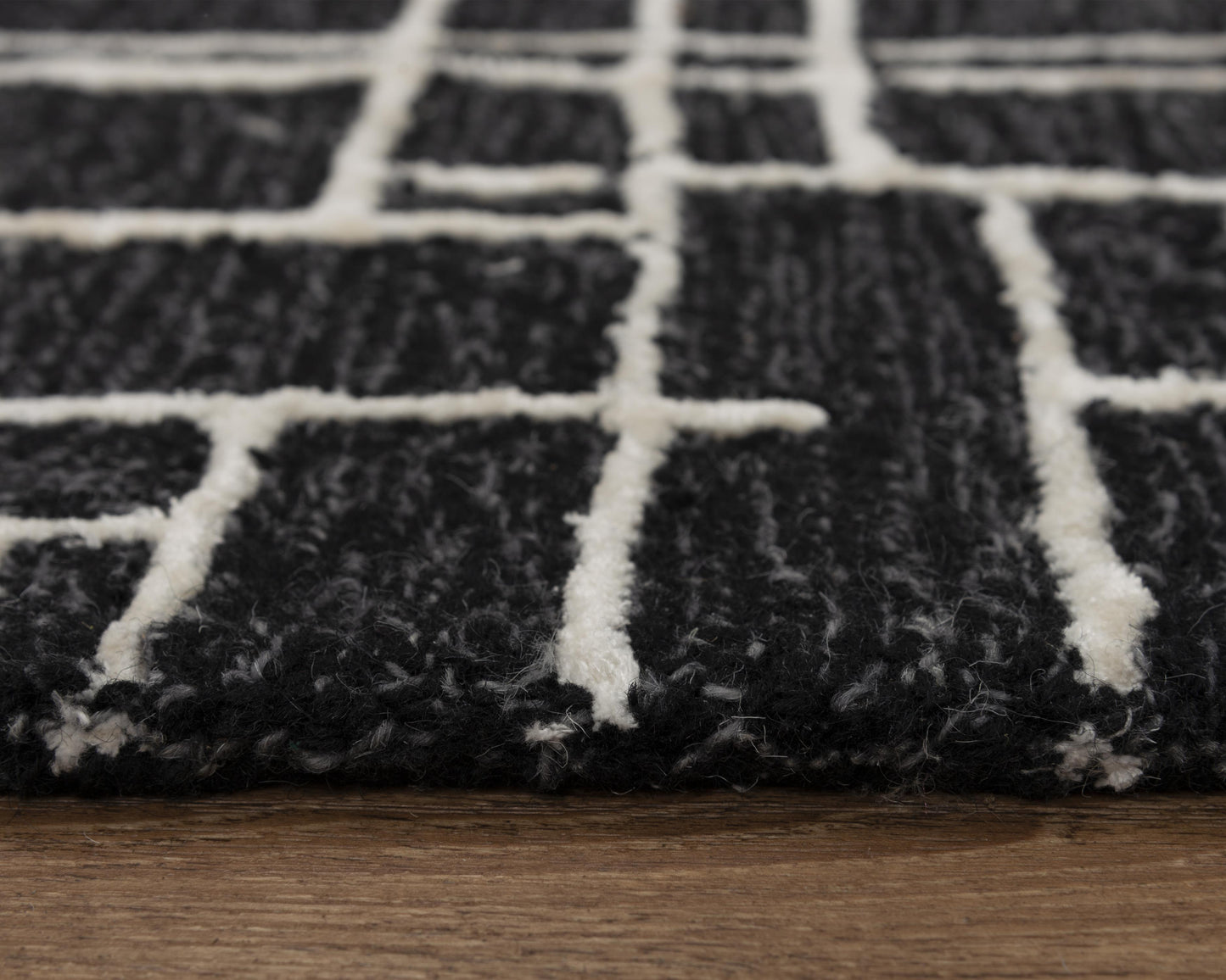 Jazz JZZ976 Black Hand Tufted Rug - Rizzy