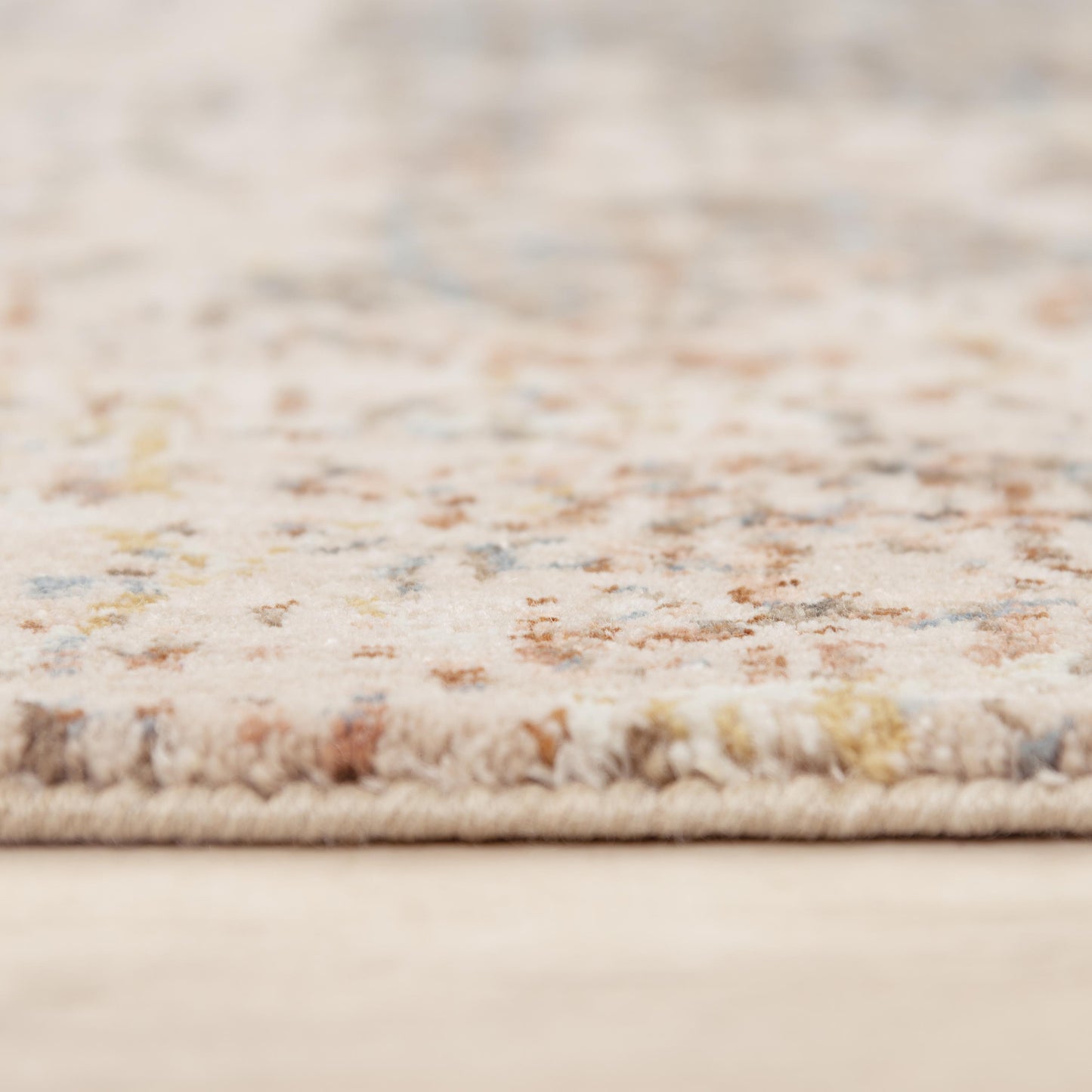 Logan LOG733 Beige/Multi Hybrid Rug - Rizzy