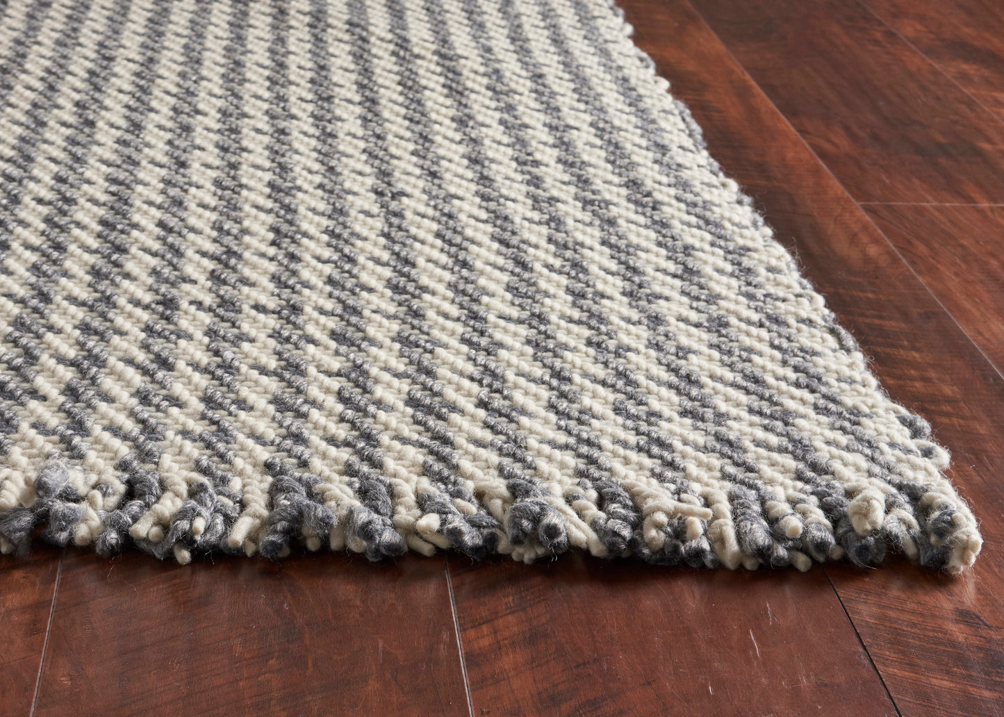 Maui 1342 Ivory/Grey Houndstooth Handwoven Area Rug - Kas