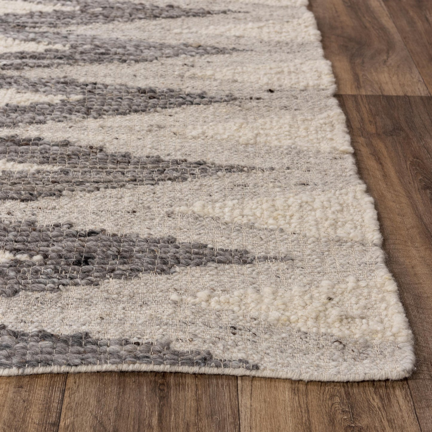 Nova NVA949 Silver/Gray Hand Woven Rug - Rizzy