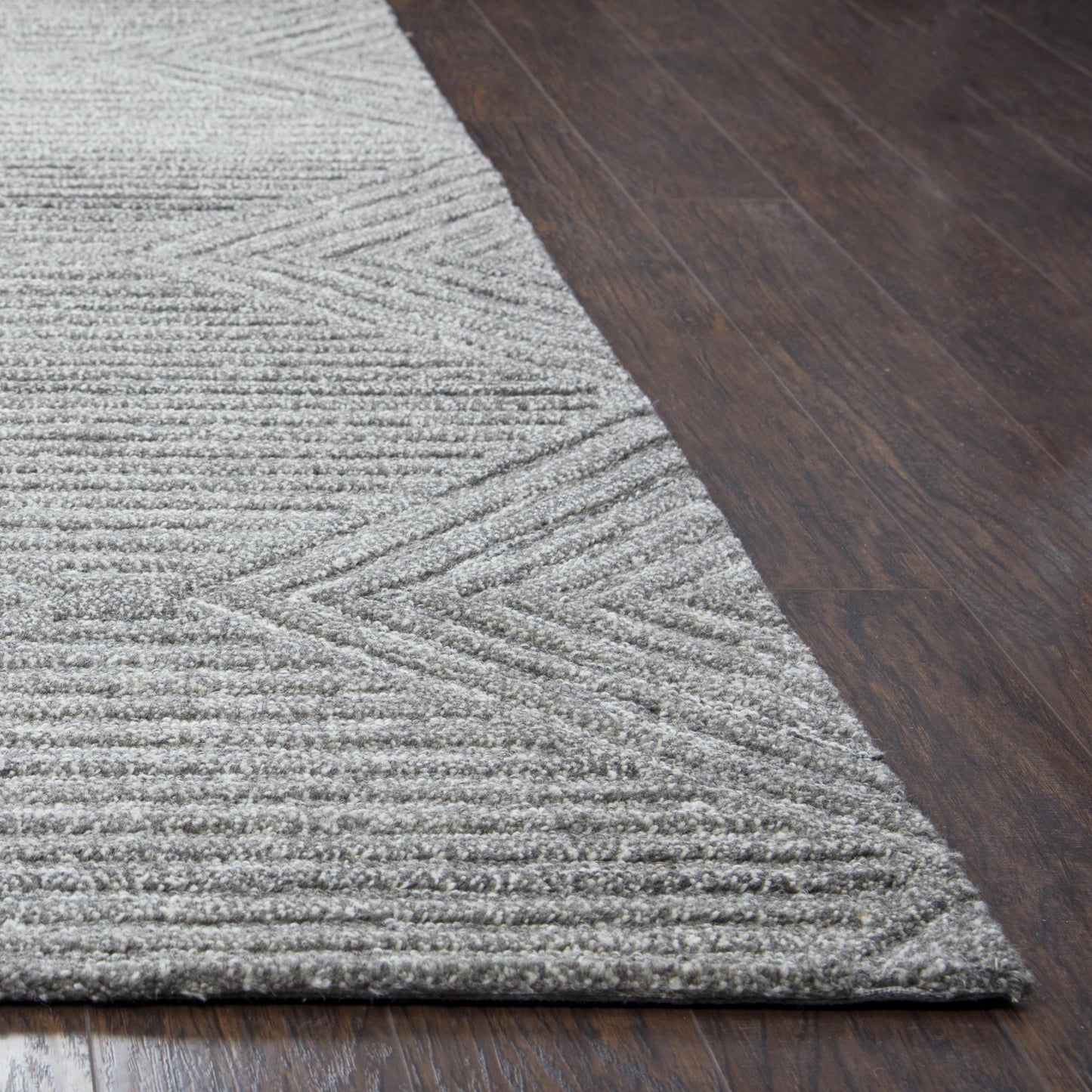 Suffolk SK334A Gray/Natural Hand Tufted Rug - Rizzy