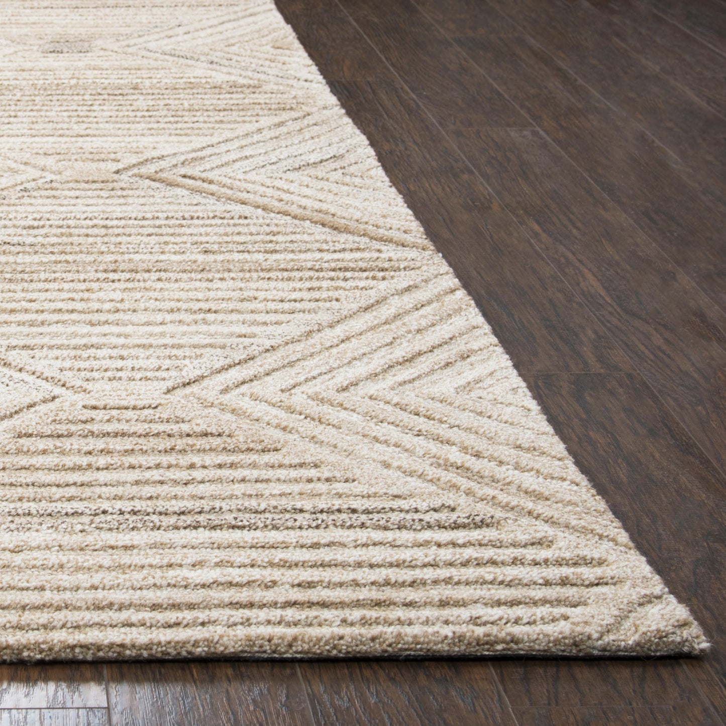 Suffolk SK335A Tan/Natural Hand Tufted Rug - Rizzy