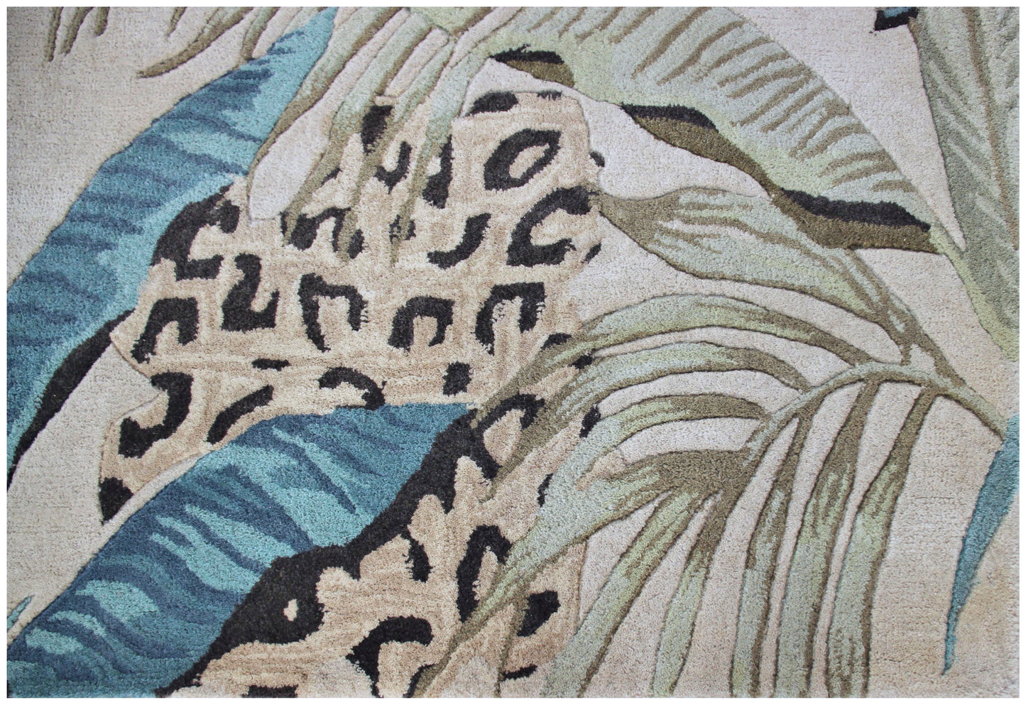 Sparta 3183 Ivory/Blue Leopard Hand Tufted Area Rug - Kas