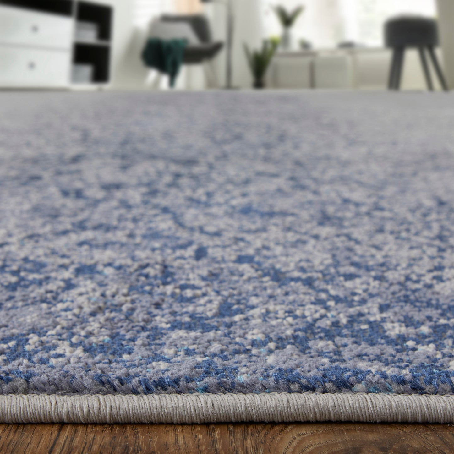 Astra Transitional/Industrial/Casual Blue/Ivory Area Rug