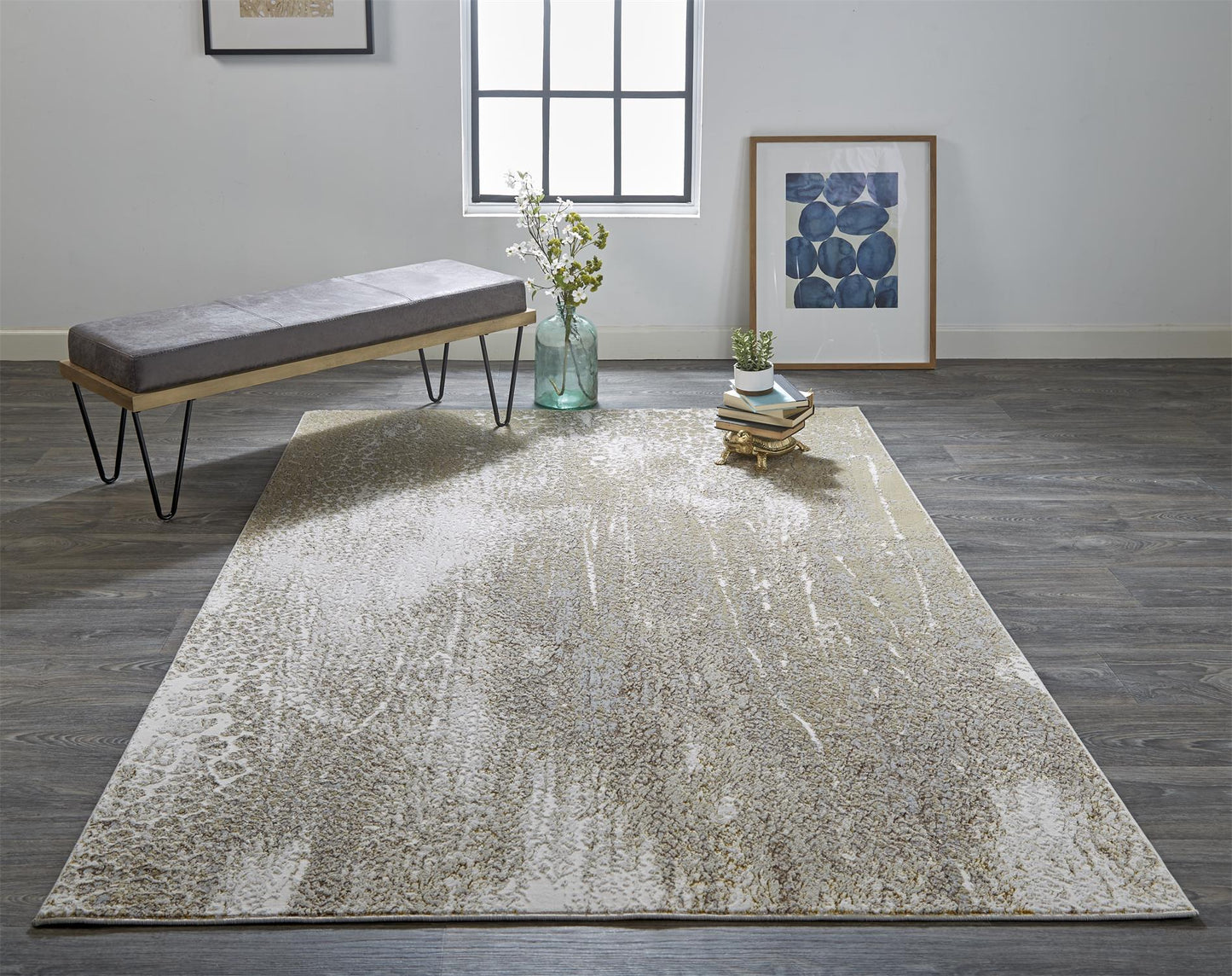 Aura Modern/Industrial/Casual Ivory/Gray/Gold Accent Rug