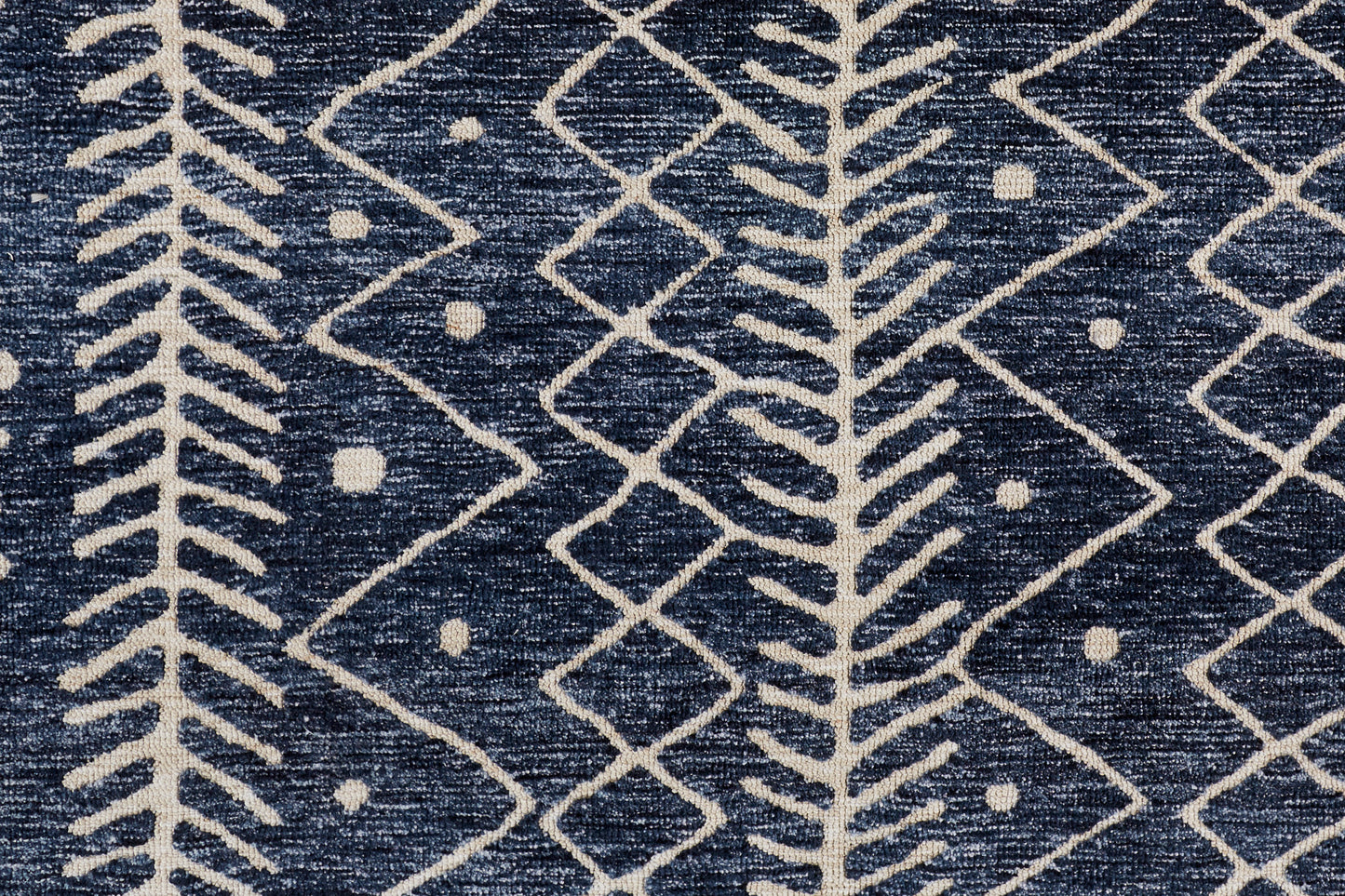 Colton Modern/Moroccan/Bohemian & Eclectic Blue/Ivory Accent Rug