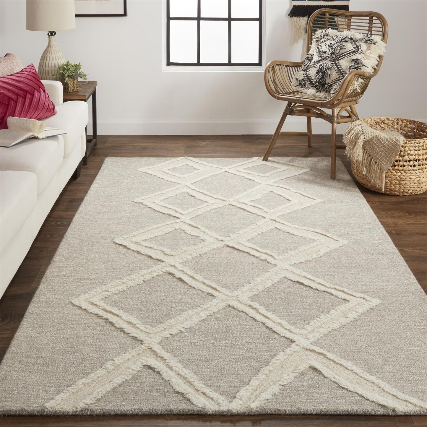 Anica Transitional/Bohemian & Eclectic/Natural Gray/Ivory Accent Rug