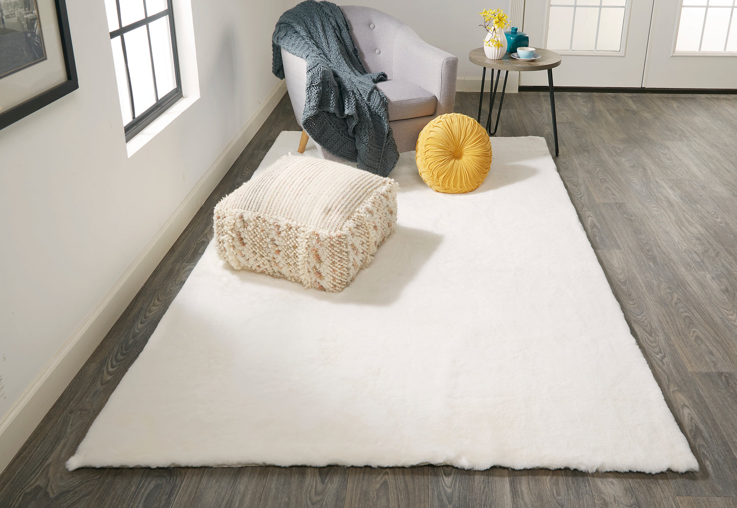 Luxe Velour Modern/Casual/Rustic White Area Rug  Feizy Rugs Small Parcel,Feizy Rugs,Luxe Velour,White,5' x 7',Area Rug,Polyester,Modern/Casual/Rustic,China