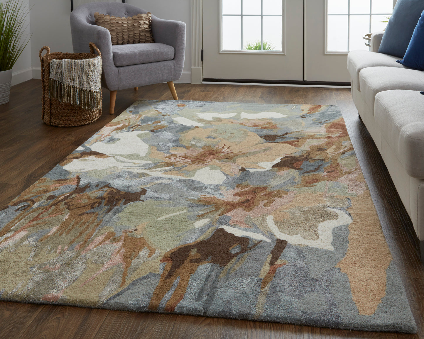 Dafney Transitional/Casual Tan/Gray/Green Accent Rug