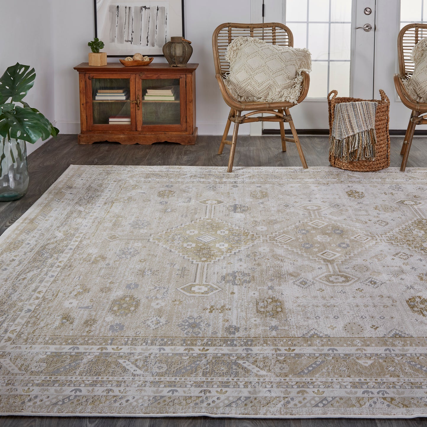 Aura Modern/Vintage/Classic Gold/Ivory Runner  Feizy Rugs Small Parcel,Feizy Rugs,Aura,Gold/Ivory,2'10" x 7'10",Runner,Polyester/Polypropylene,Modern/Vintage/Classic,Turkey