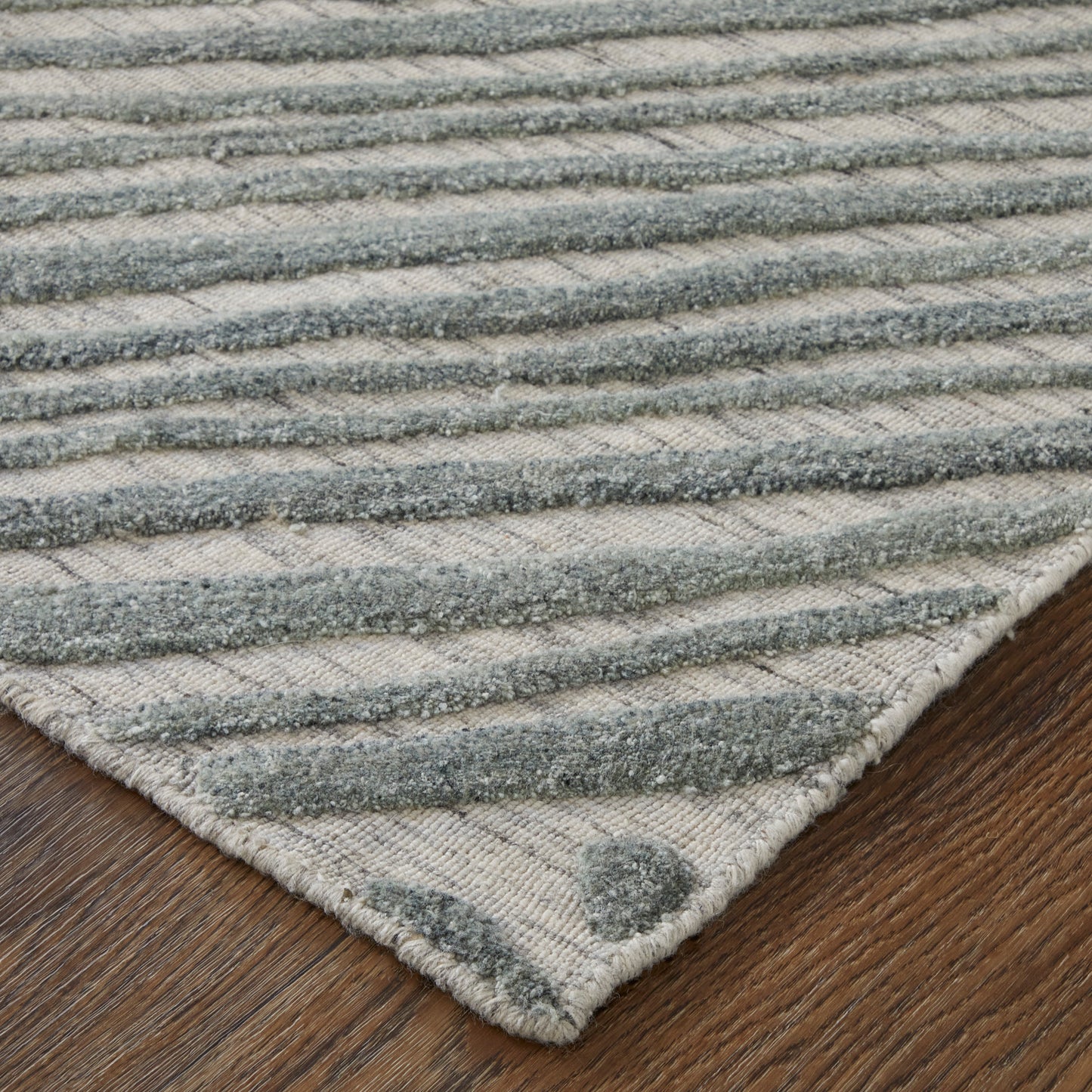 Elias Modern/Bohemian & Eclectic Green/Ivory/Tan Accent Rug