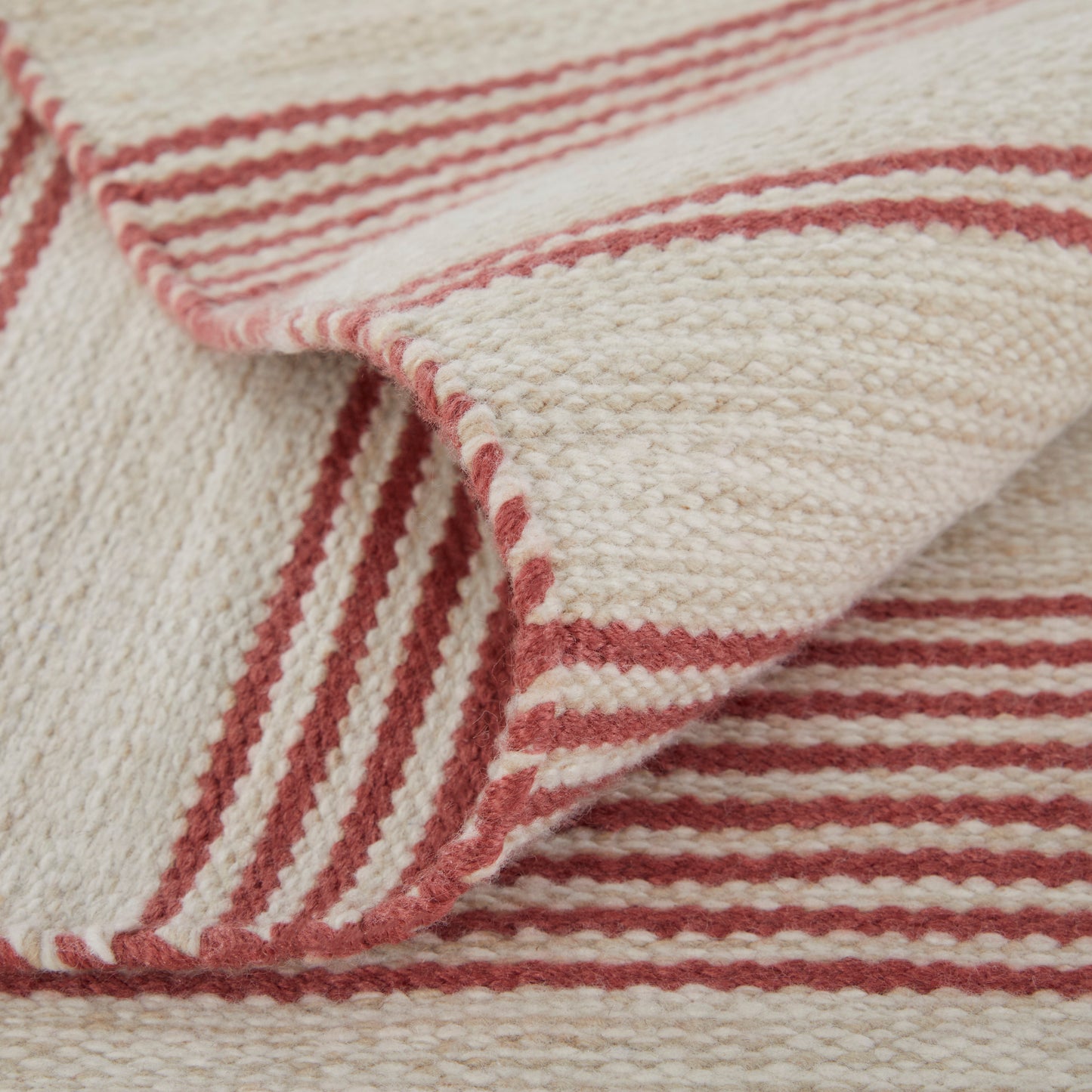 Duprine Transitional/Casual/Nautical & Coastal Red/Ivory Area Rug