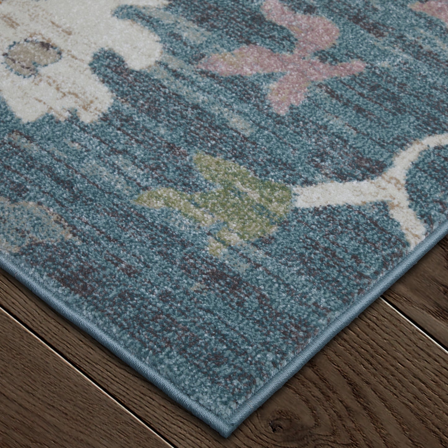 Dartmouth Transitional/Bohemian & Eclectic Blue/Ivory/Pink Area Rug