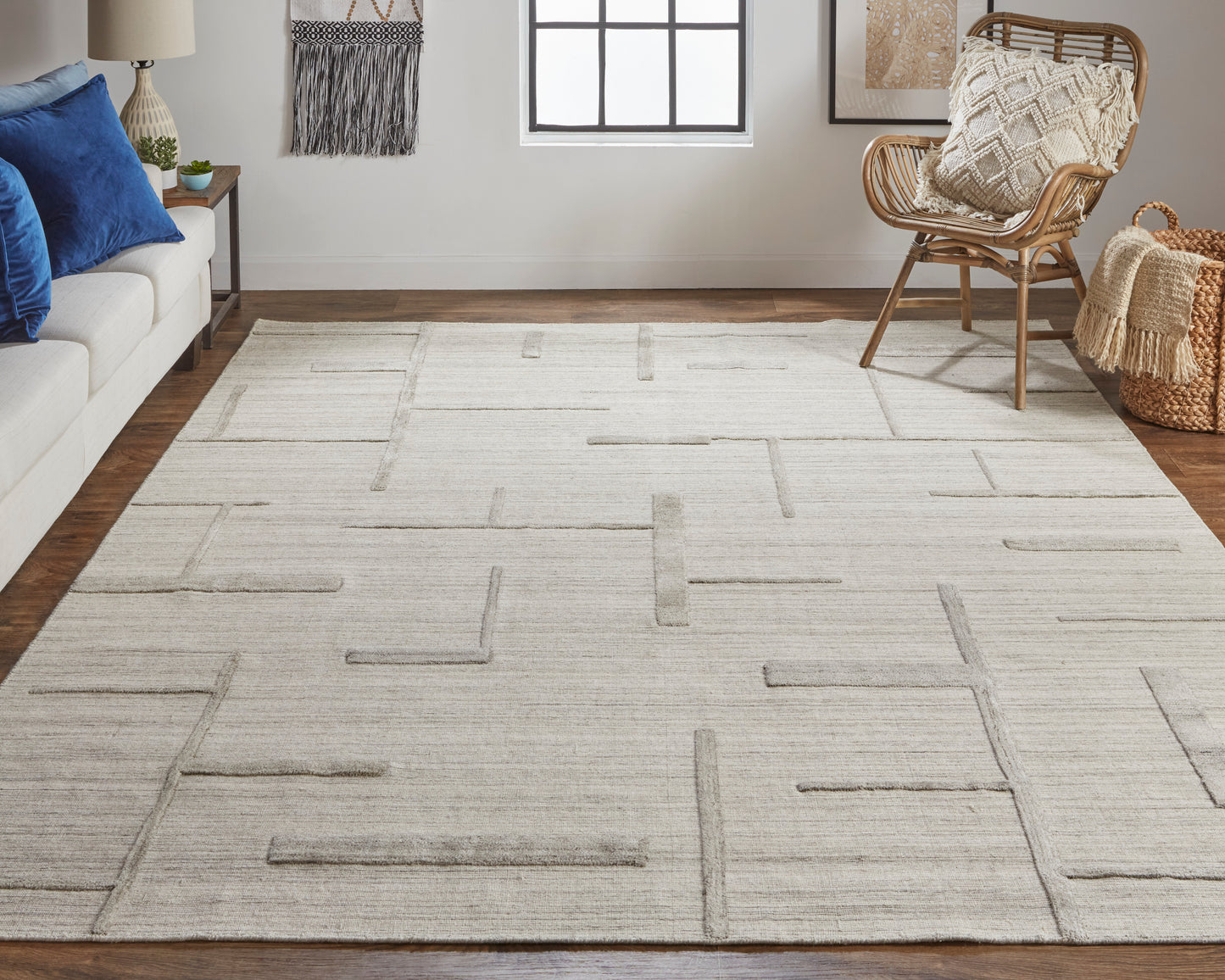 Longridge Modern/Casual/Scandinavian Ivory/Tan Accent Rug  Feizy Rugs Small Parcel,Feizy Rugs,Longridge,Ivory/Tan,2' x 3',Accent Rug,Viscose/Wool,Modern/Casual/Scandinavian,India