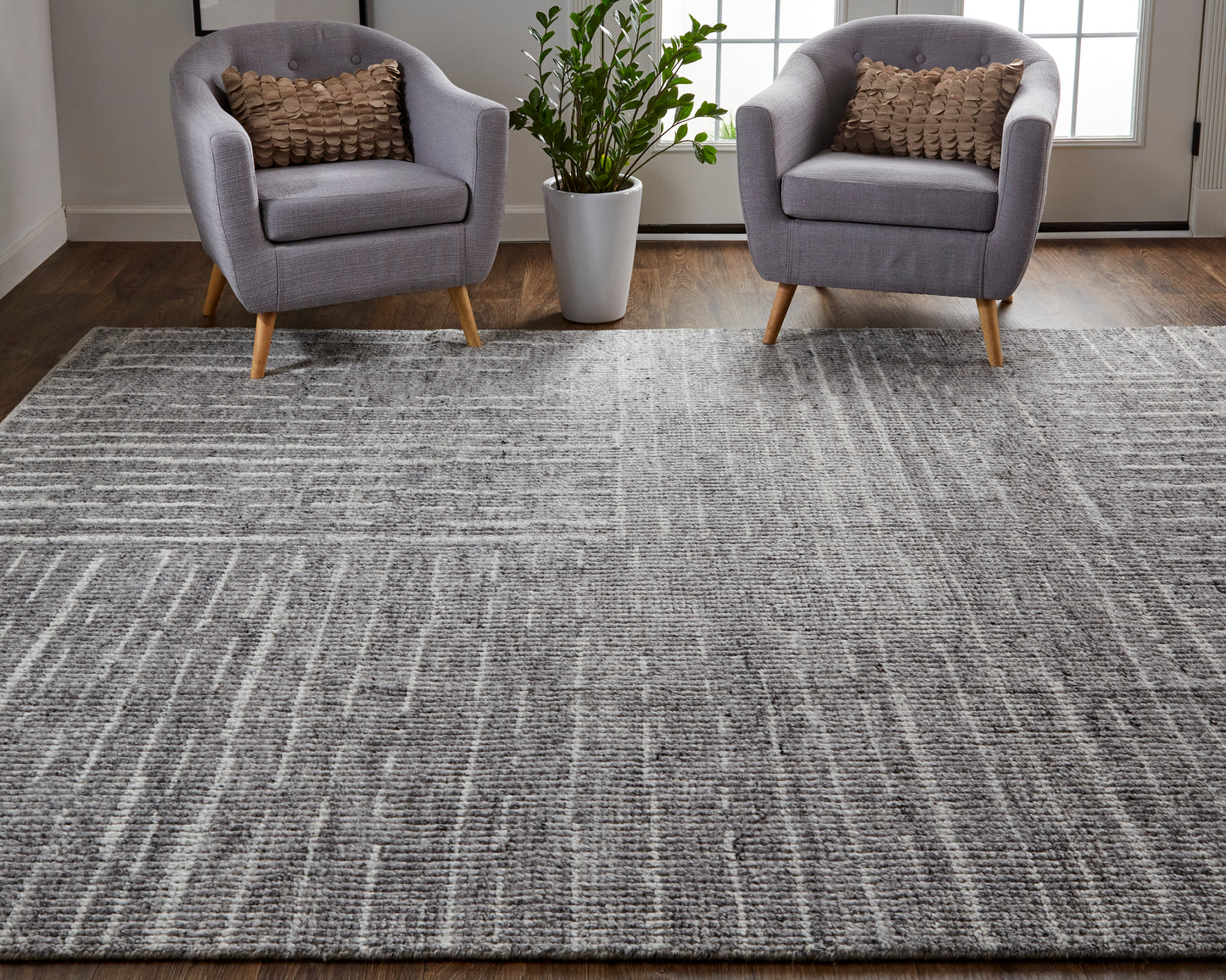 Alford Modern/Mid-Century Modern/Industrial Gray/Silver/Ivory Accent Rug