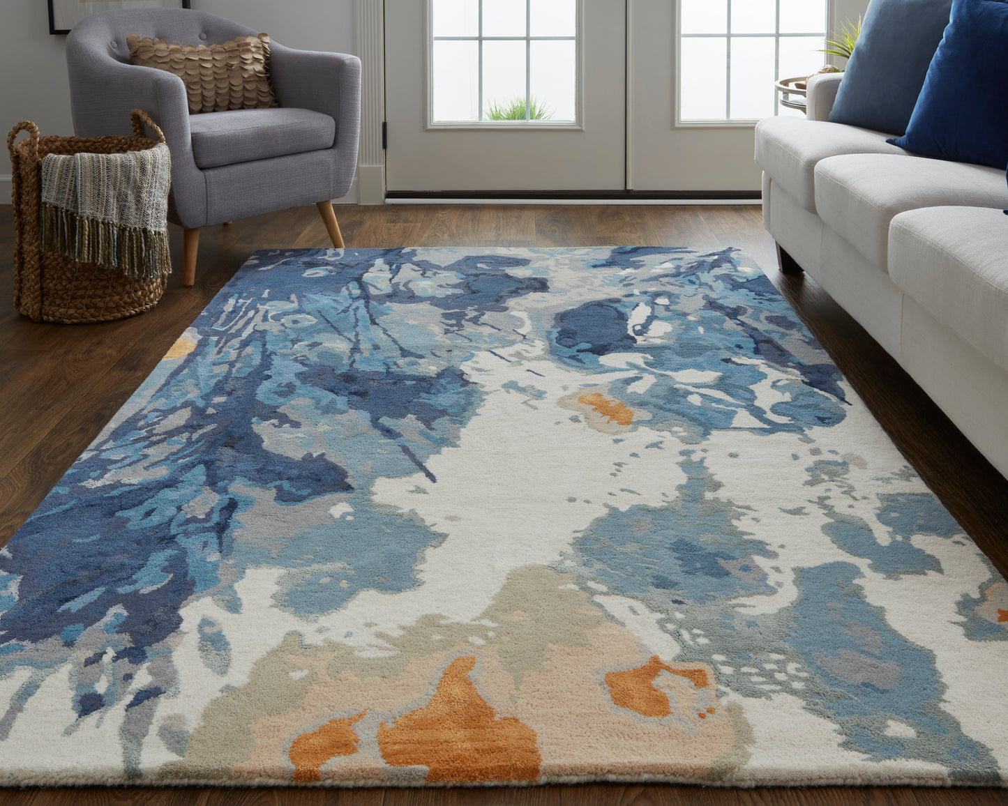 Dafney Transitional/Casual Blue Accent Rug