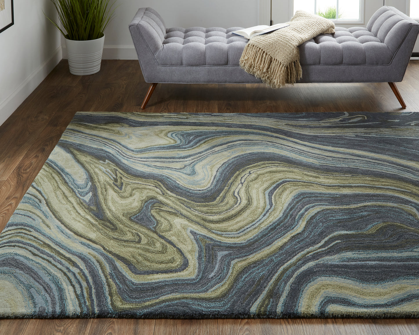 Amira Transitional/Industrial/Casual Blue/Ivory/Green Accent Rug