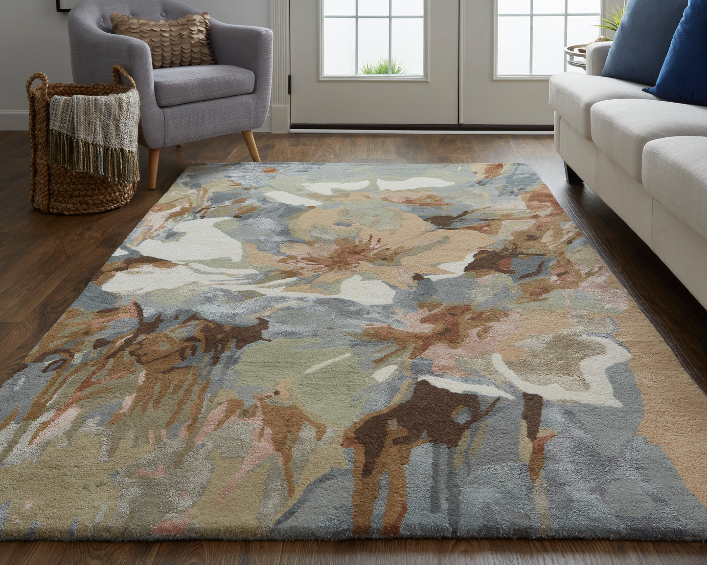 Dafney Transitional/Casual Tan/Gray/Green Accent Rug