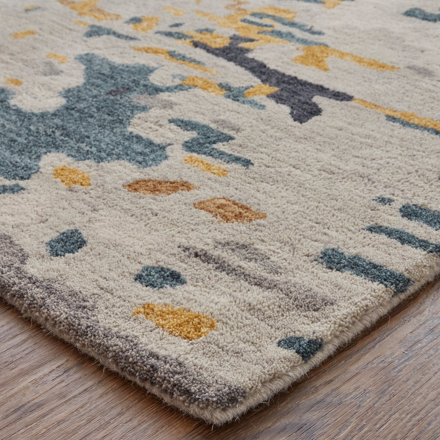 Everley Modern/Casual Gray/Yellow/Blue Area Rug