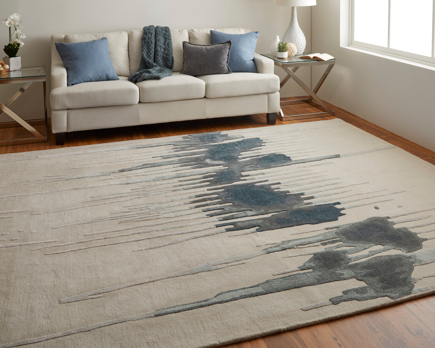 Anya Transitional/Industrial/Casual Ivory/Blue/Gray Accent Rug