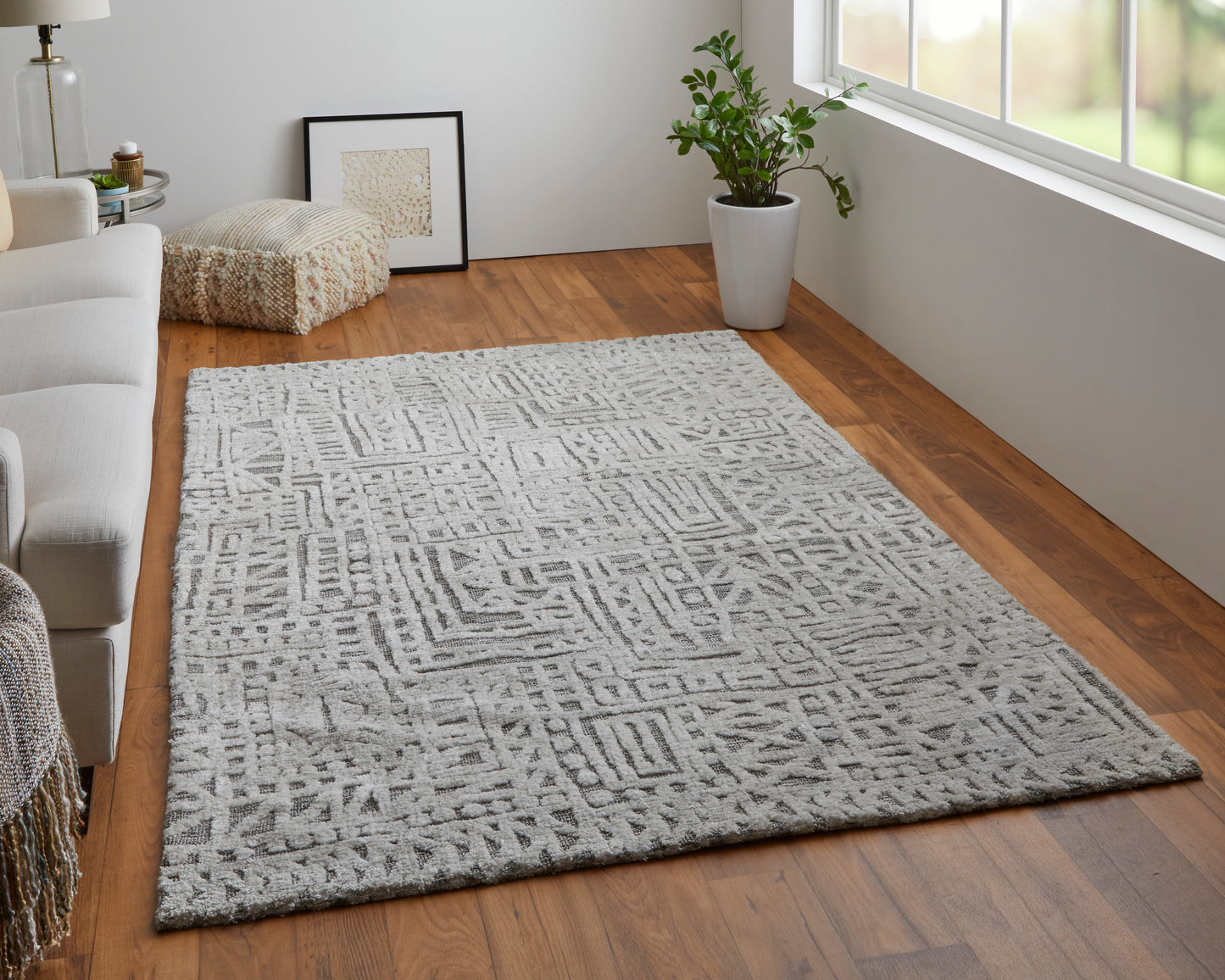 Colton Modern/Casual/Casual Gray/Silver Accent Rug