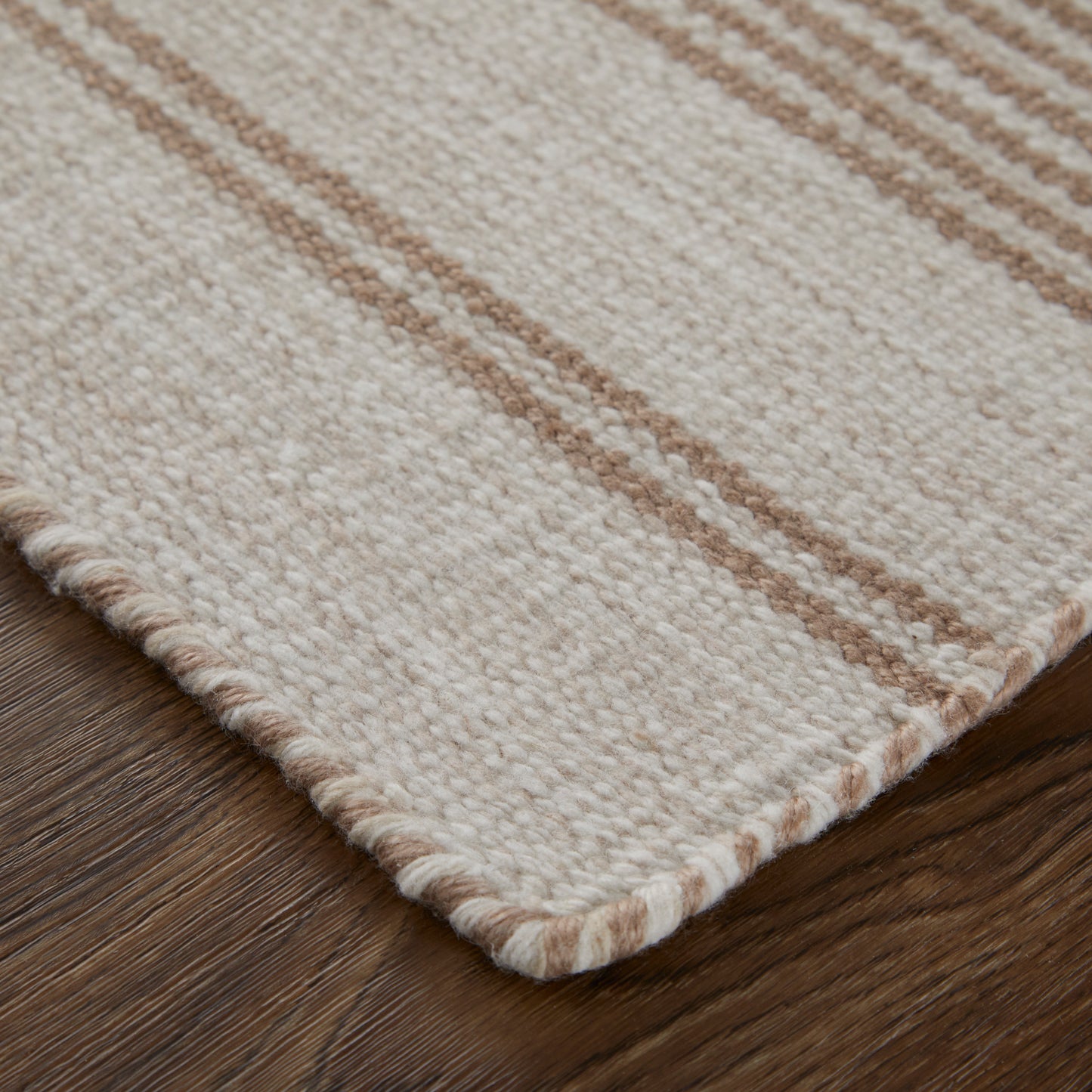 Duprine Transitional/Casual/Nautical & Coastal Ivory/Taupe Accent Rug