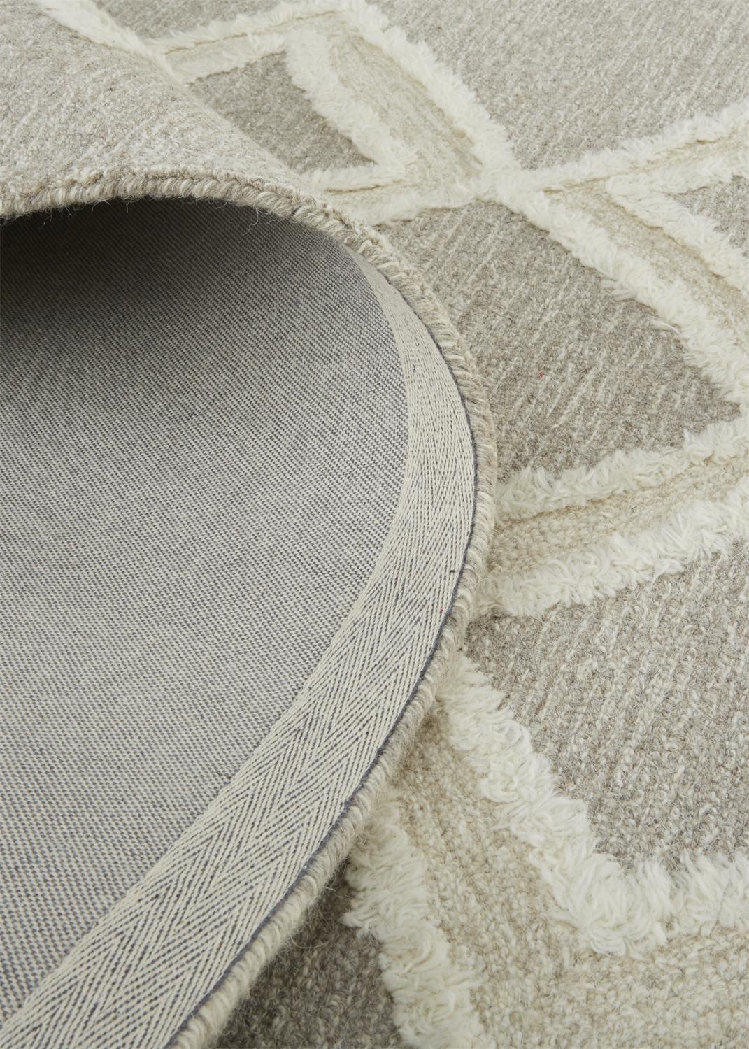 Anica Transitional/Bohemian & Eclectic/Natural Gray/Ivory Area Rug