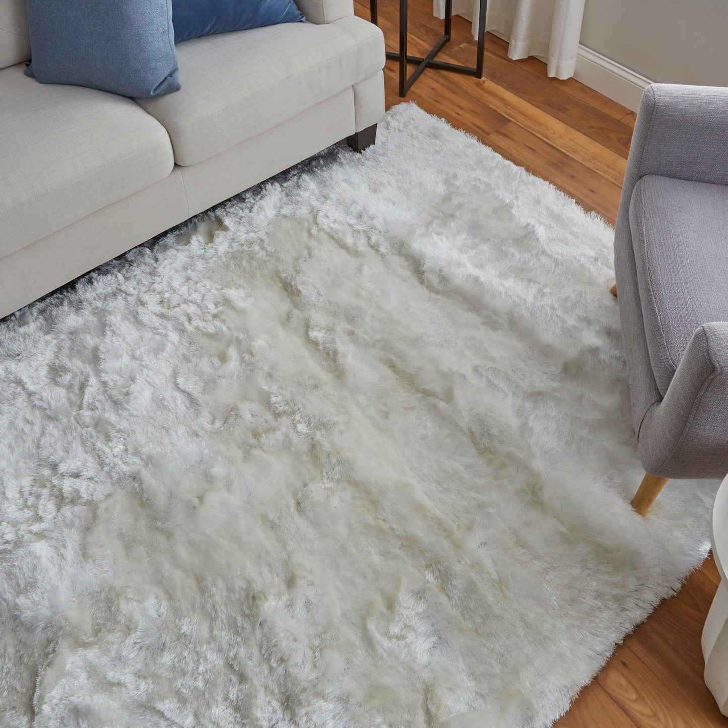 Indochine Modern/Luxury & Glam/Casual White Runner  Feizy Rugs Small Parcel,Feizy Rugs,Indochine,White,2'6" x 6',Runner,Polyester,Modern/Luxury & Glam/Casual,China