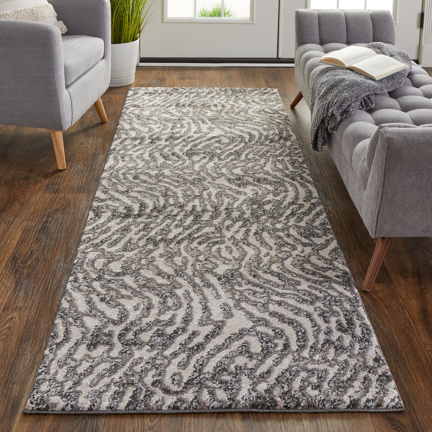 Vancouver Modern/Bohemian & Eclectic Gray/Taupe/Ivory Runner  Feizy Rugs Small Parcel,Feizy Rugs,Vancouver,Gray/Taupe/Ivory,2'10" x 7'10",Runner,Polypropylene/Polyester,Modern/Bohemian & Eclectic,Turkey