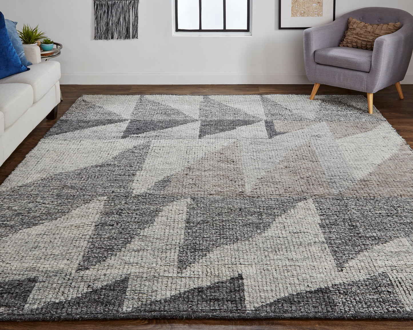 Alford Modern/Bohemian & Eclectic/Rustic Ivory/Gray/Taupe Accent Rug