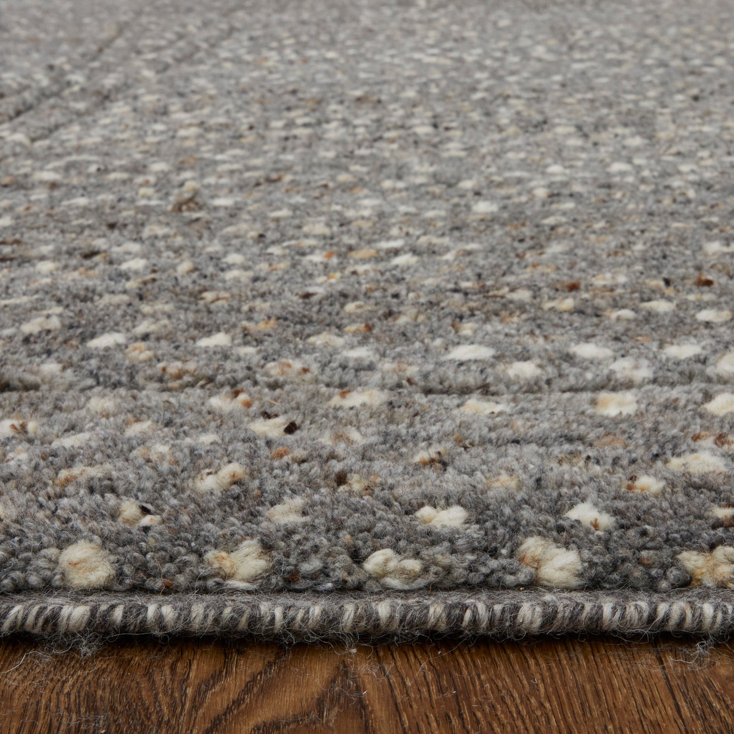 Dering Modern/Casual Gray/Tan/Taupe Accent Rug