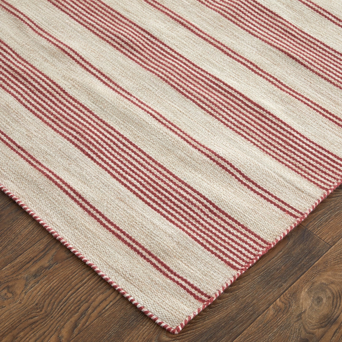 Duprine Transitional/Casual/Nautical & Coastal Red/Ivory Area Rug