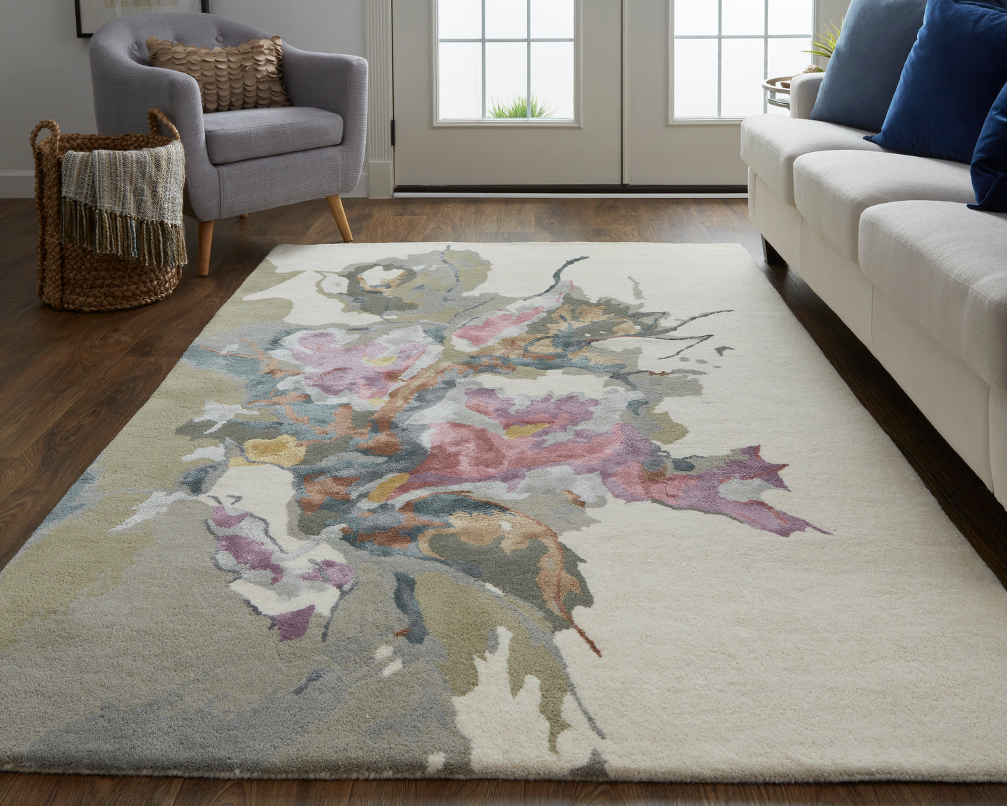 Dafney Transitional/Casual Purple/Pink/Green Area Rug